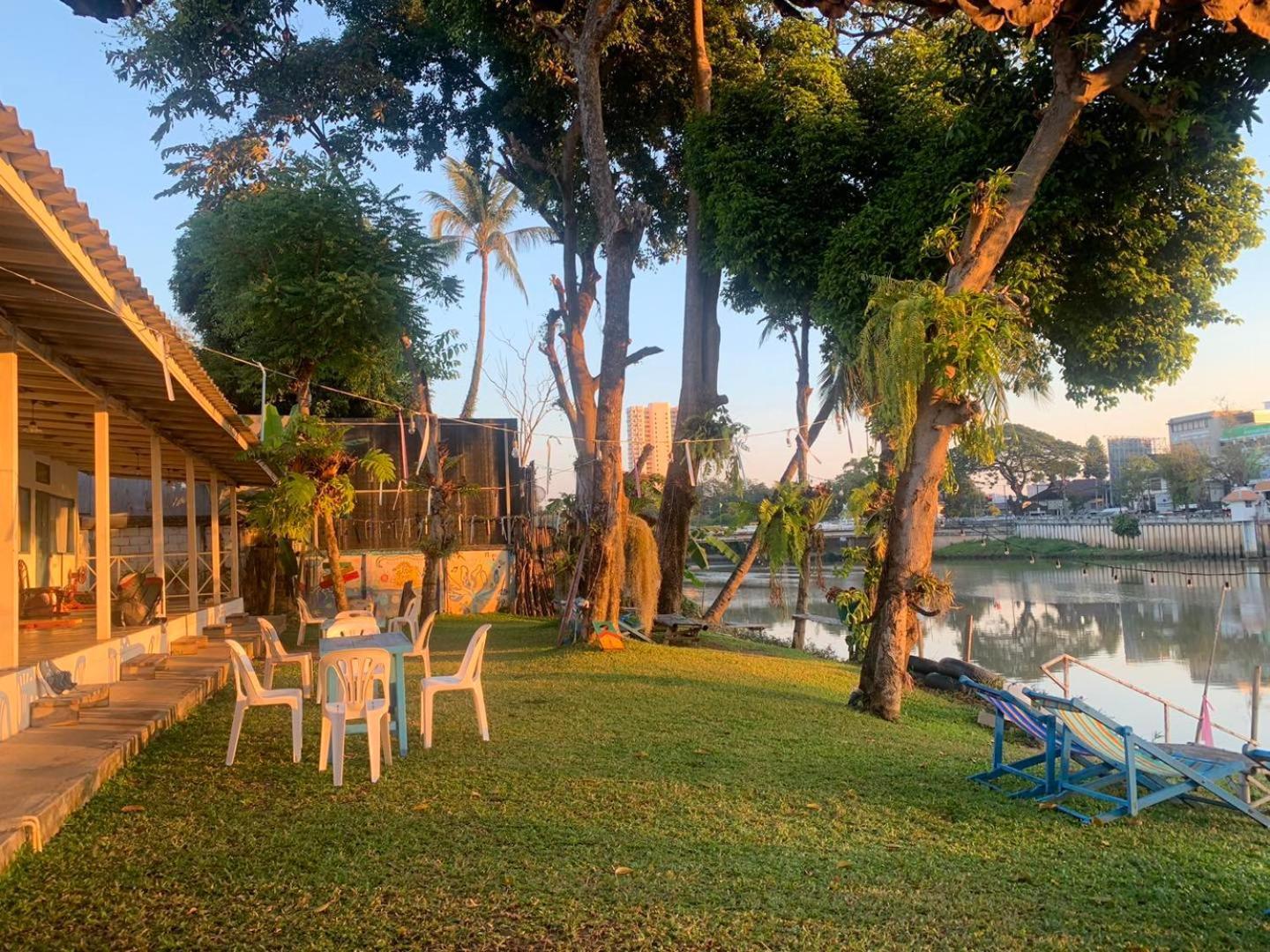 Ban Narai River Guesthouse Chiang Mai Exterior photo